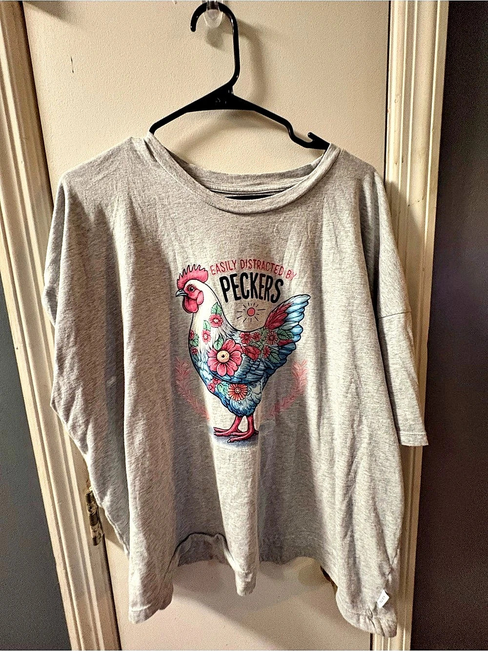 Hanes Graphic Chicken Floral Gray Tee Size XL